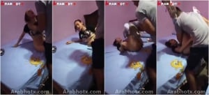 يصور اخوه و هو منوم بنت عمه و بينيكها قلبها علي السرير و نزل فلق فكسها – سكس مصري