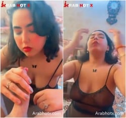 بعد متتناك تنزل علي الارض عشان تمص زبره و تعمله بلوجوب عشان تمتعه بعد مكيفها